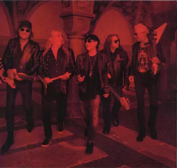Scorpions - Rock Believer (Deluxe UK Bonus Version)